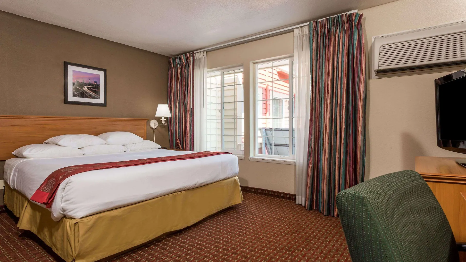 Ramada By Wyndham Portland Hotel 3*,  United States