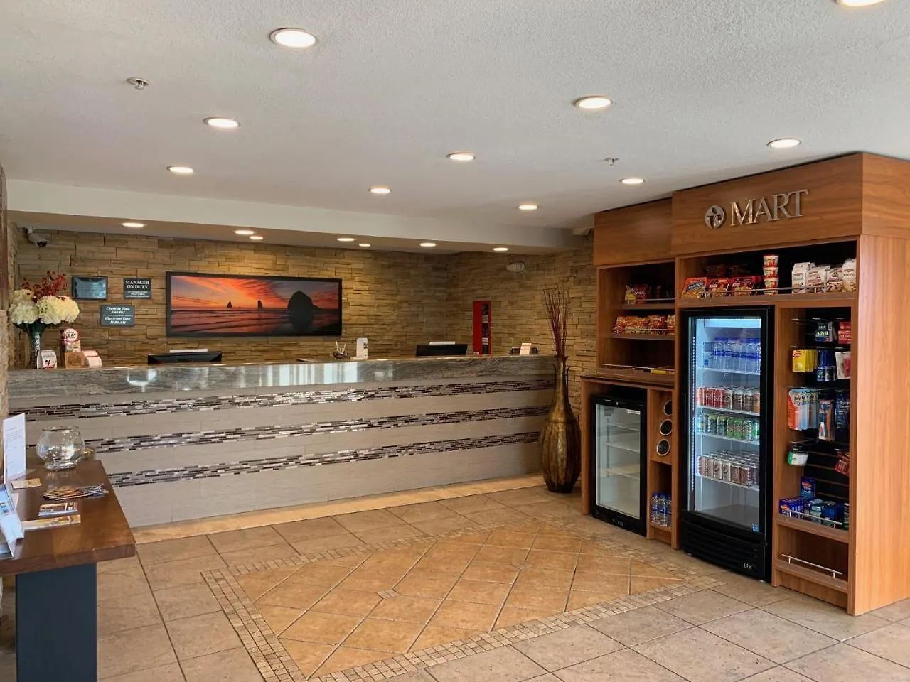 Ramada By Wyndham Portland Hotel