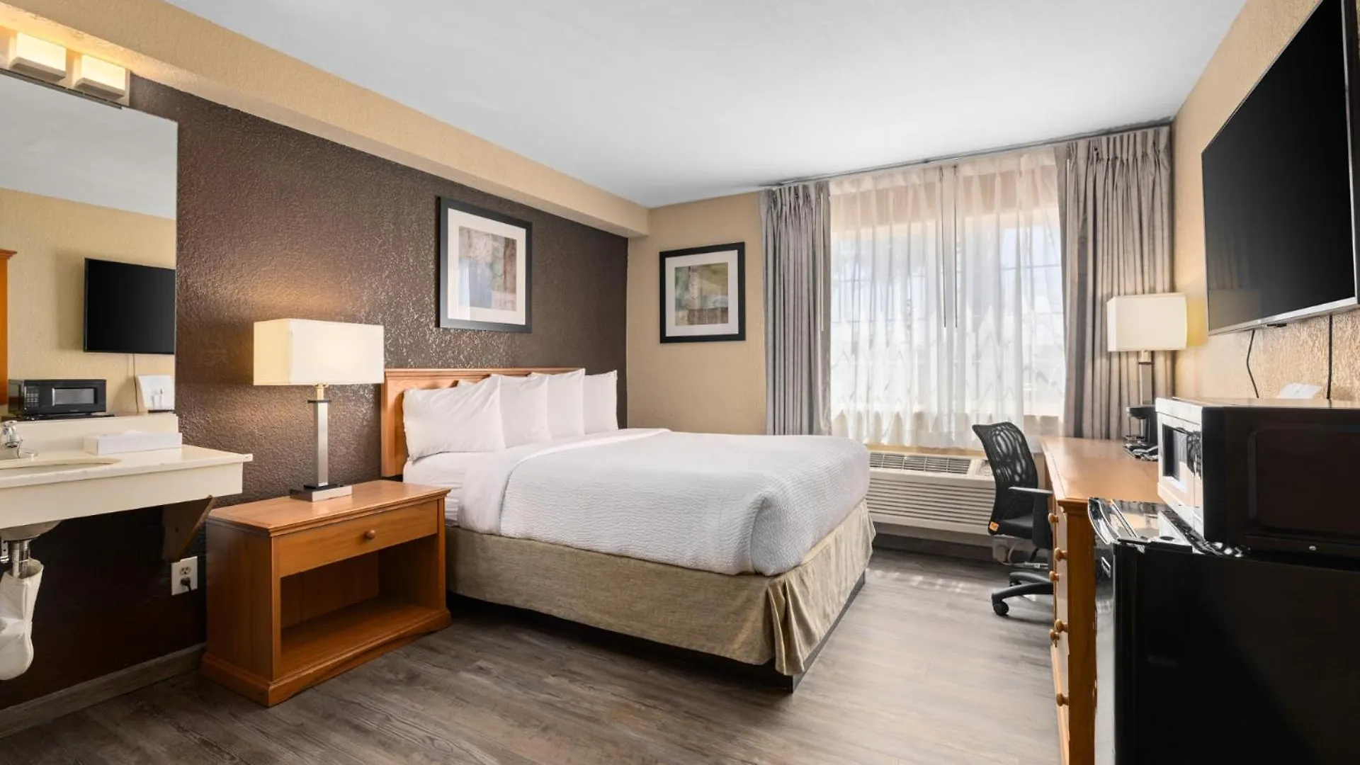 ***  Ramada By Wyndham Portland Hotel United States